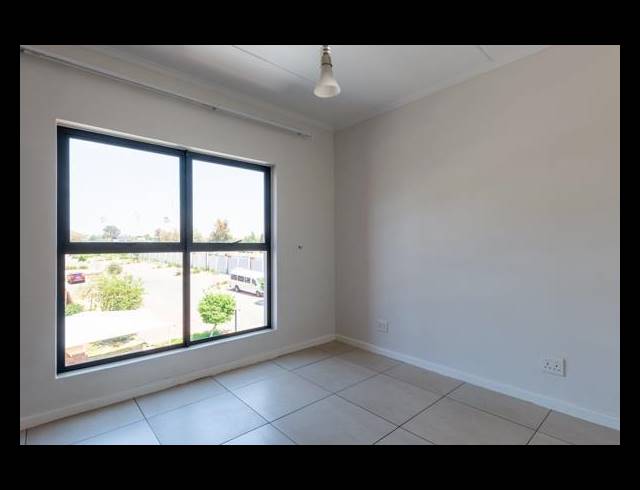 2 BEDROOM APARTMENT FOR SALE IN FOURWAYS